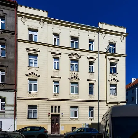 Апартаменты Comfortable In 8 - Liben