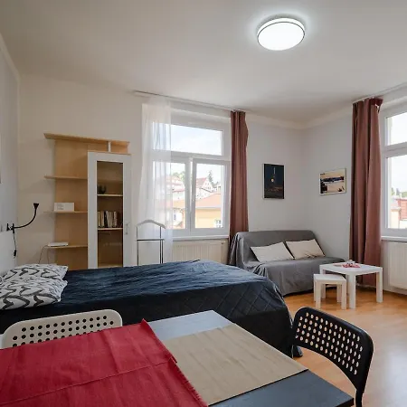 Comfortable In 8 - Liben *