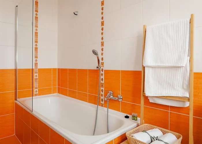 Apartament Comfortable In 8 - Liben Praga
