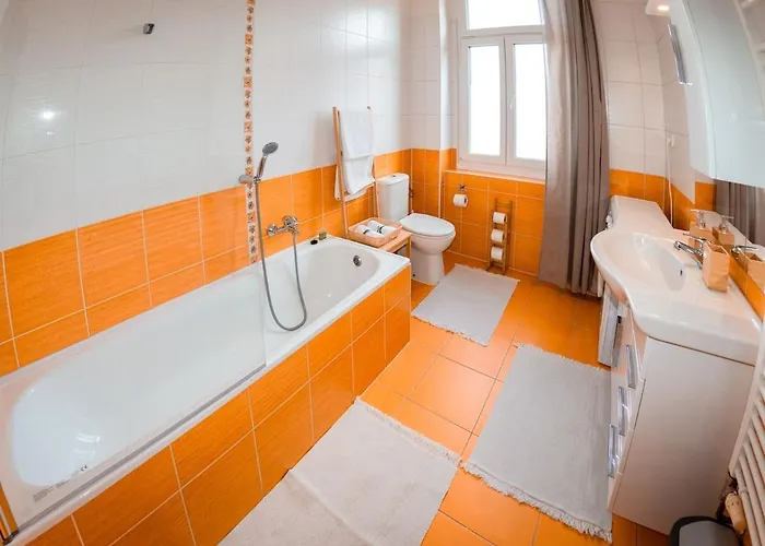 Apartamento Comfortable In 8 - Liben Praga